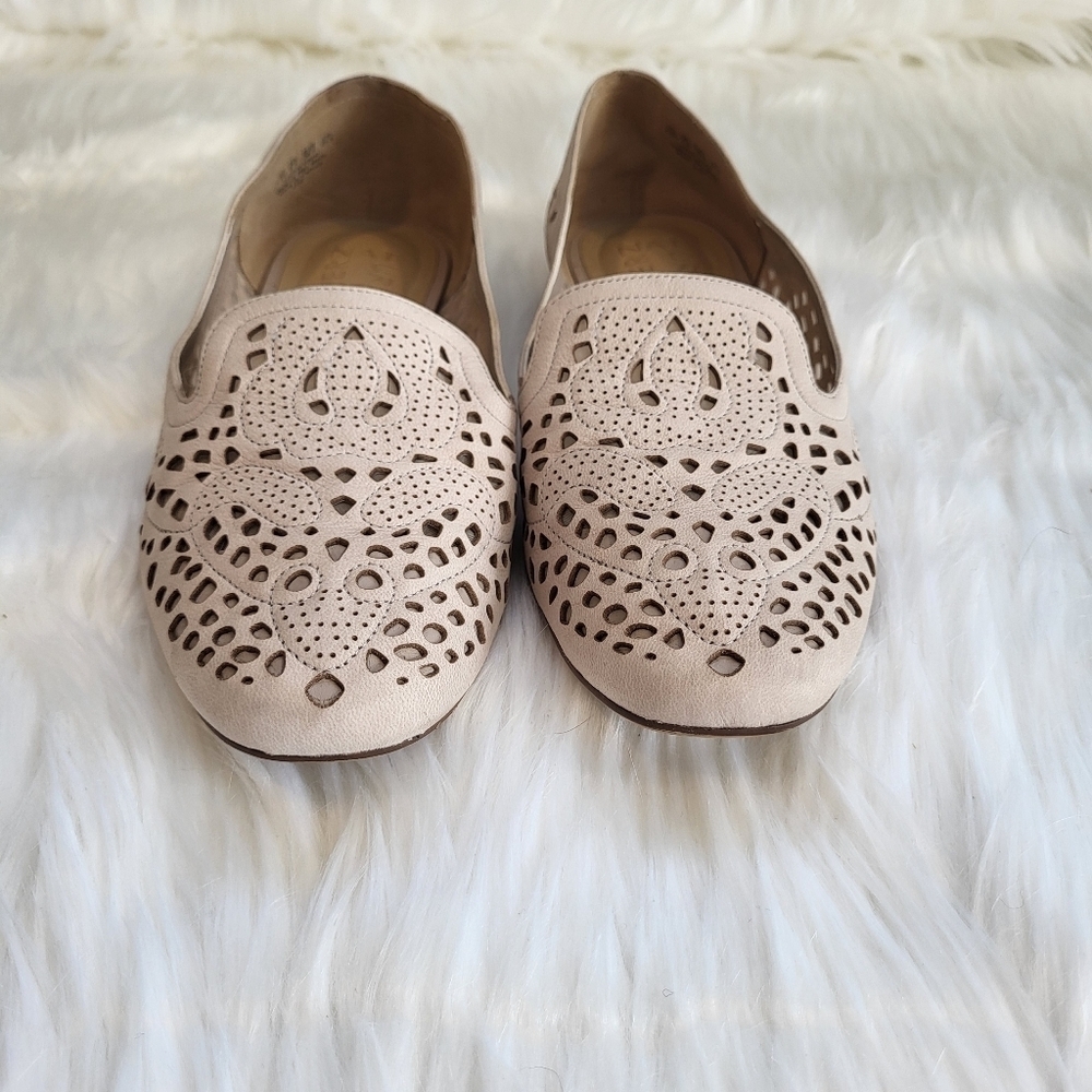 Neutral "chic" loafers perfect for Spring and Summer! - Picture 7 of 10